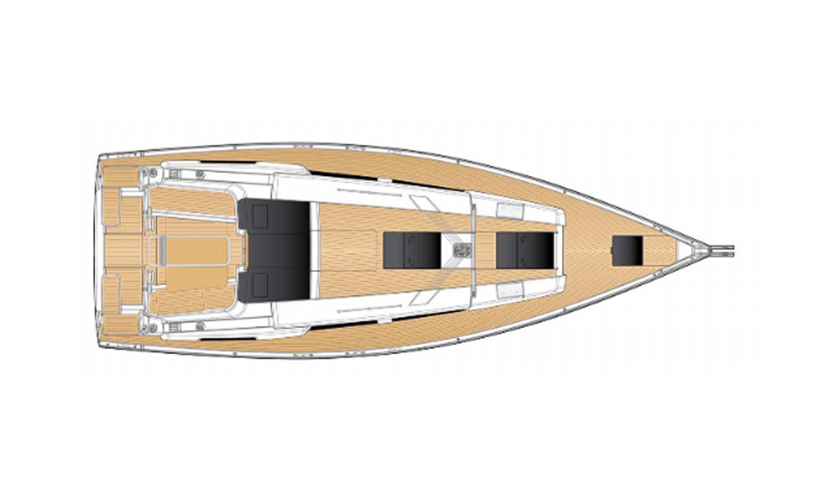Picture of the deck of the boat